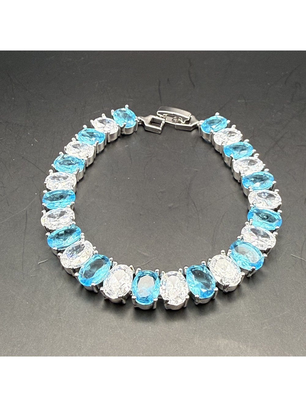 candy+clover chunky oval aqua & white alternating crystal silver tone bracelet